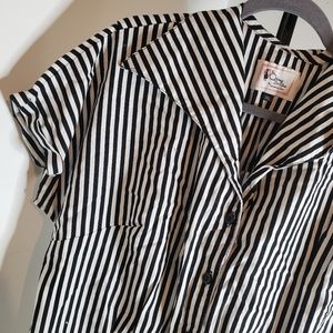 The Oblong Box Shop Anastasia Button Up